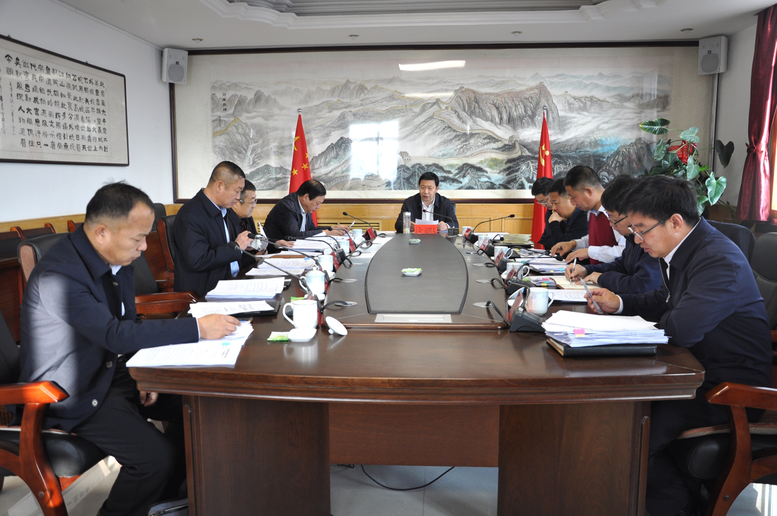 1542160956438321.jpg 旗00000委十五届89次常委会召开.jpg