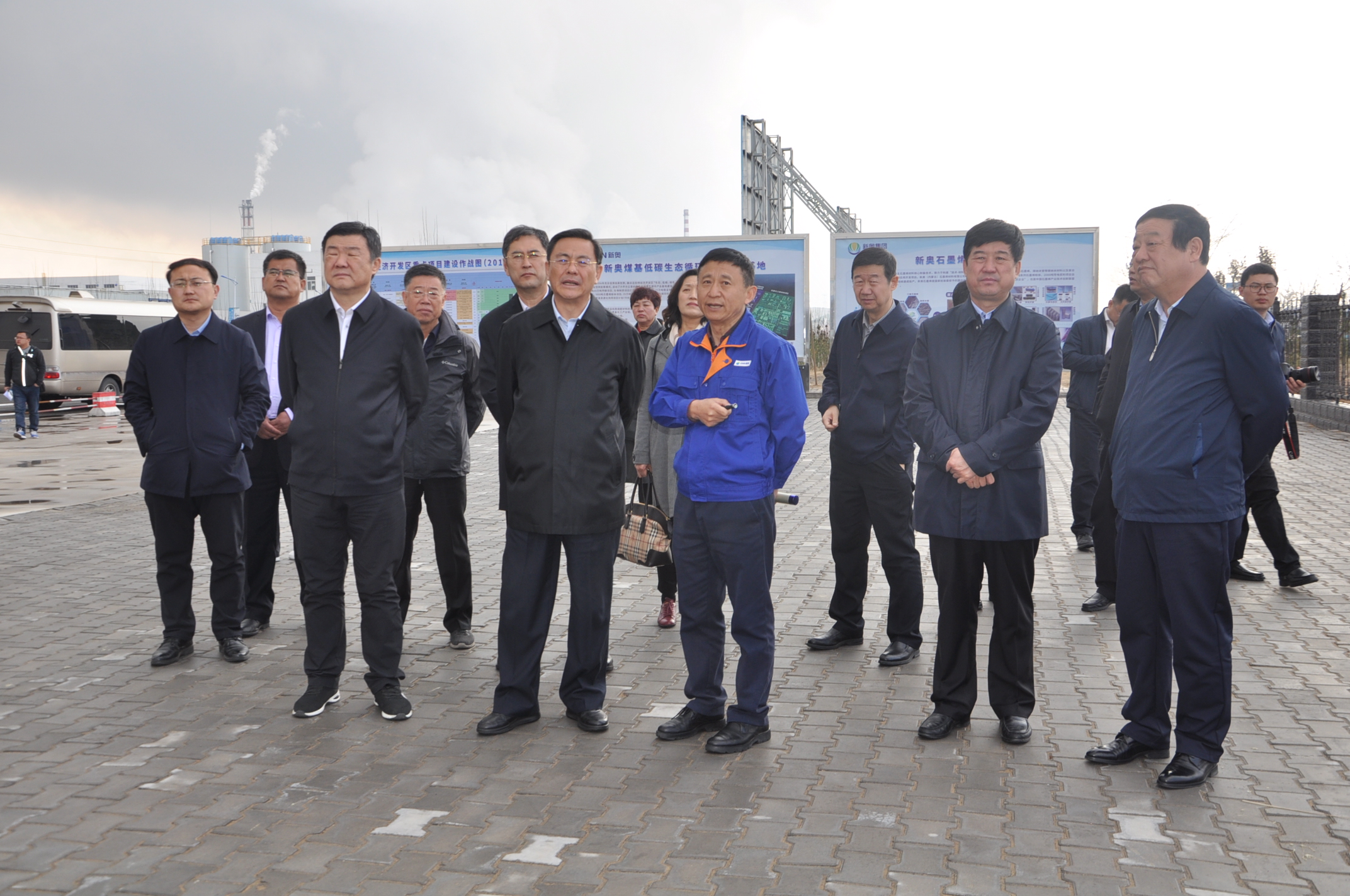 1555033865130567.jpg 廉素来我旗调研.JPG