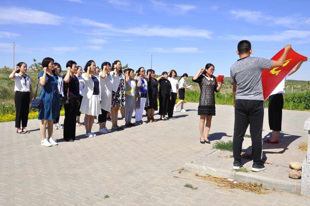 1530524115981942.jpg 02.jpg